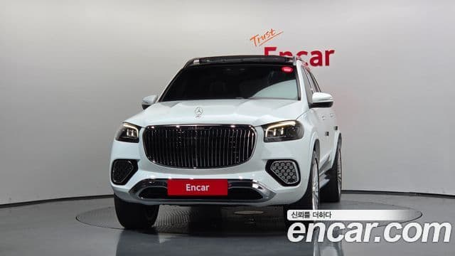 Mercedes-Benz GLS-Class 2021 — Photo 10/41