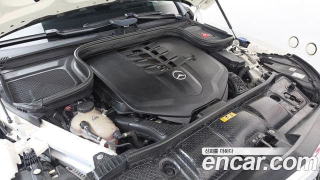 Mercedes-Benz GLS-Class 2021 — Photo 41/41