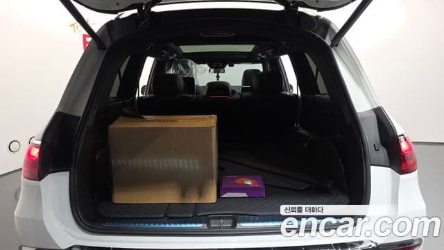 Mercedes-Benz GLS-Class 2021 — Photo 20/41