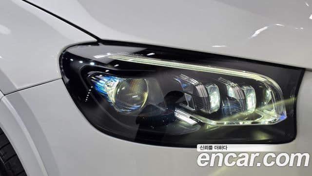 Mercedes-Benz GLS-Class 2021 — Photo 25/41