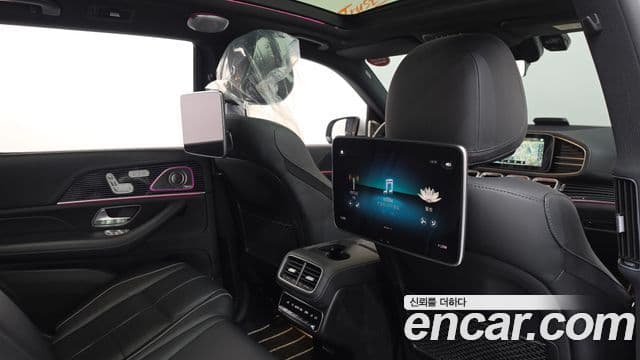 Mercedes-Benz GLS-Class 2021 — Photo 34/41