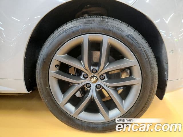 Land Rover Range Rover Sport 2023 — ფოტო 7/19