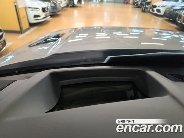Land Rover Range Rover Sport 2023 — ფოტო 16/19