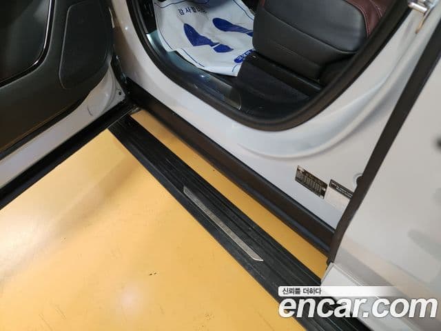 Land Rover Range Rover Sport 2023 — ფოტო 6/19