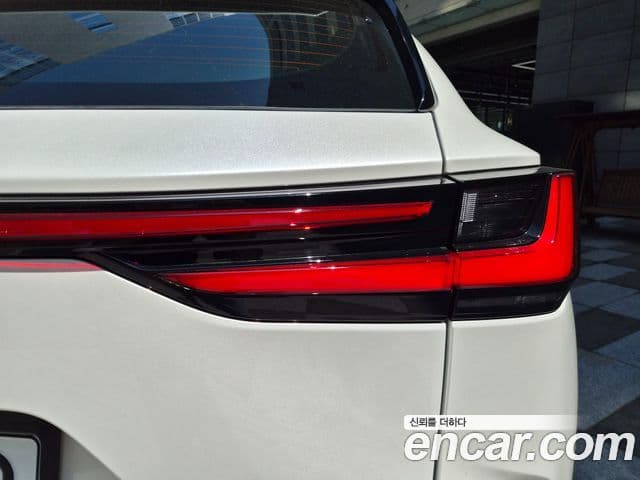 Lexus NX350h 2025 — Фото 16/20