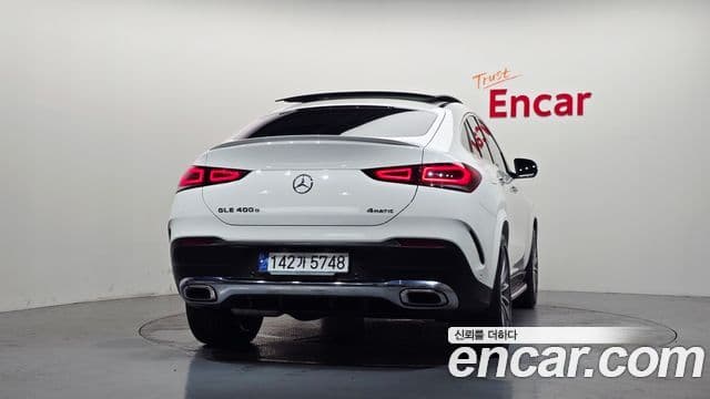 Mercedes-Benz GLE-Class 2023 — Photo 15/20