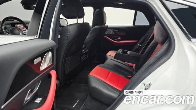 Mercedes-Benz GLE-Class 2023 — Photo 6/20