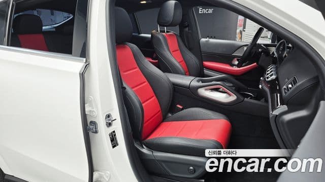Mercedes-Benz GLE-Class 2023 — Photo 2/20