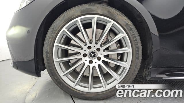 Mercedes-Benz S-Class 2021 — Photo 4/20