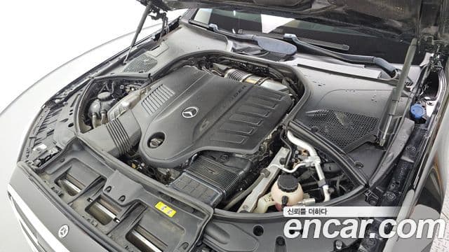 Mercedes-Benz S-Class 2021 — Photo 3/20