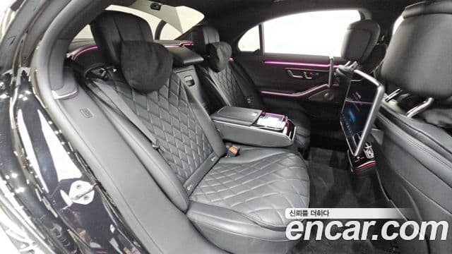 Mercedes-Benz S-Class 2021 — Photo 10/20