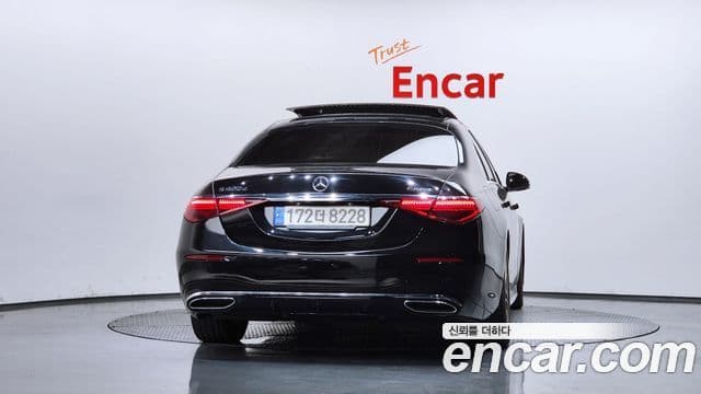 Mercedes-Benz S-Class 2021 — Photo 9/20