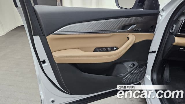 Renault Samsung Grand Koleos 2024 — Photo 18/35