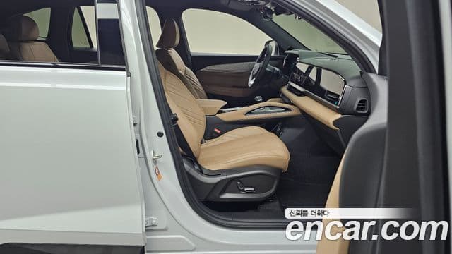 Renault Samsung Grand Koleos 2024 — Photo 6/35