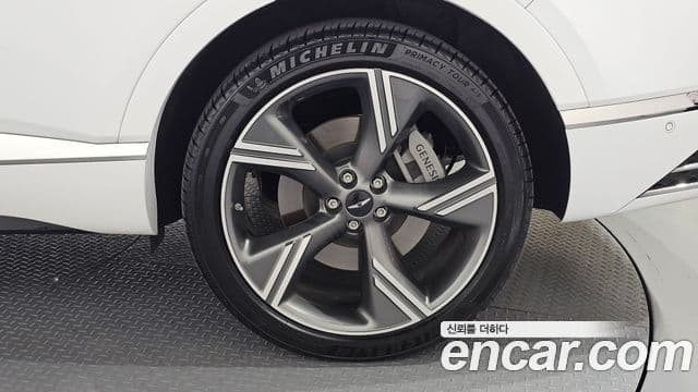 Genesis GV80 2024 — ფოტო 14/35