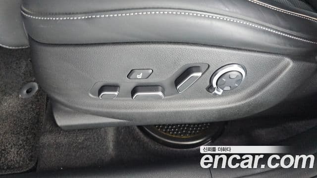Genesis GV80 2024 — ფოტო 25/35