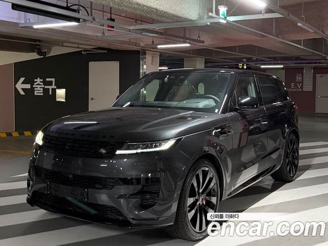 Land Rover Range Rover Sport 2026 — ფოტო 1/11