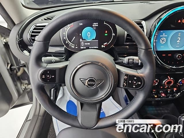 Mini Cooper Clubman 2021 — Şəkil 17/19