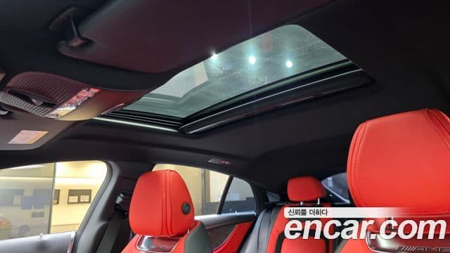 Mercedes-Benz AMG GT 2023 — Photo 24/40