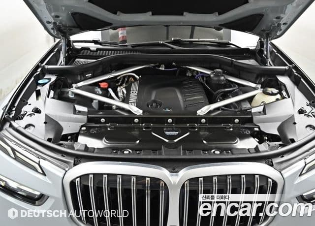 BMW X7 2022 — Photo 17/20