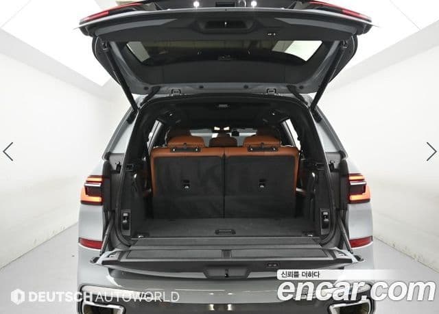 BMW X7 2022 — Photo 15/20