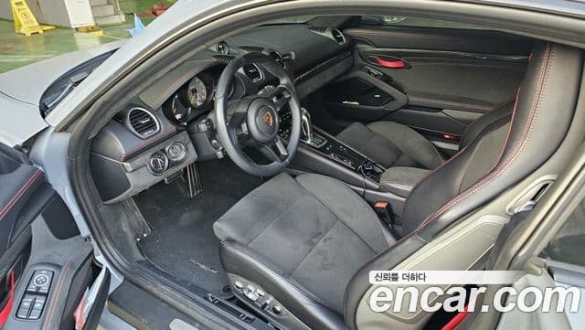 Porsche 718 Cayman 2023 — Photo 5/12