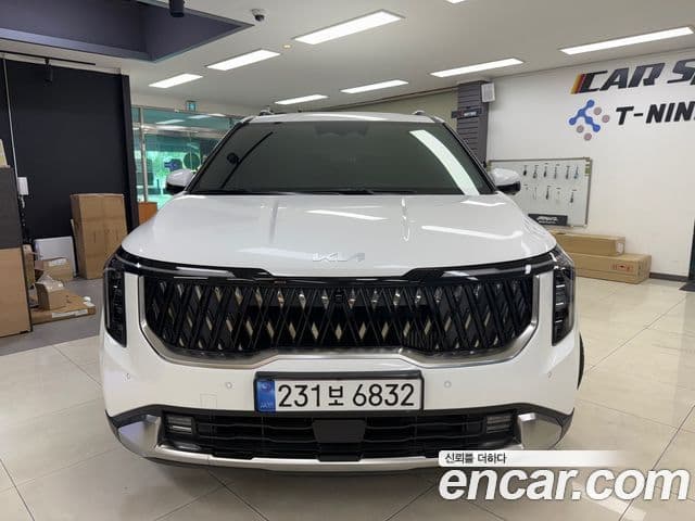 Kia Carnival 2025 — Фото 3/18