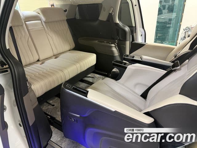 Kia Carnival 2025 — Фото 10/18