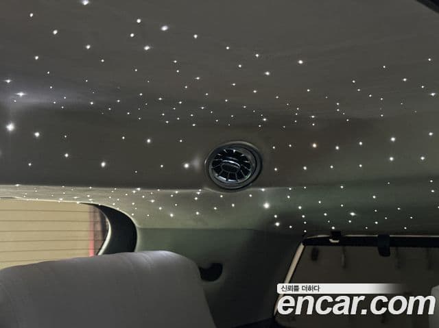 Kia Carnival 2025 — Фото 14/18