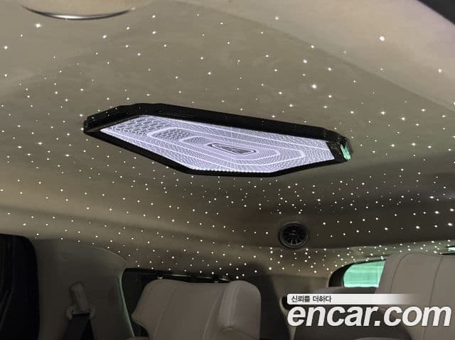 Kia Carnival 2025 — Фото 17/18