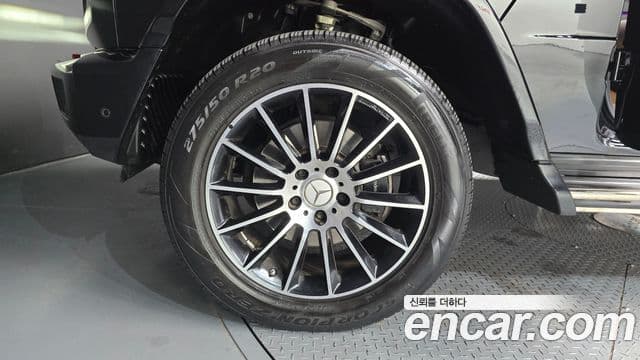Mercedes-Benz G-Class 2023 — Photo 5/20