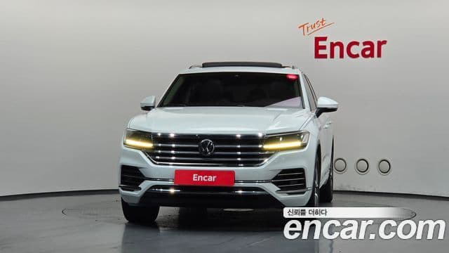 Volkswagen Touareg 2020 — Şəkil 9/20