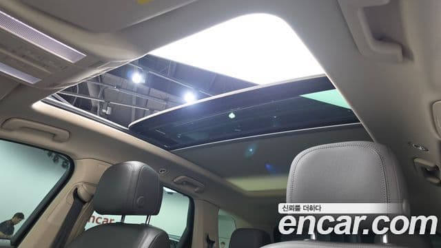 Volkswagen Touareg 2020 — Şəkil 8/20