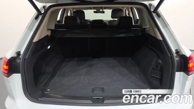 Volkswagen Touareg 2020 — Şəkil 20/20