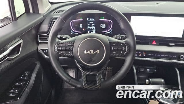 Kia Sportage 2021 — Фото 13/20
