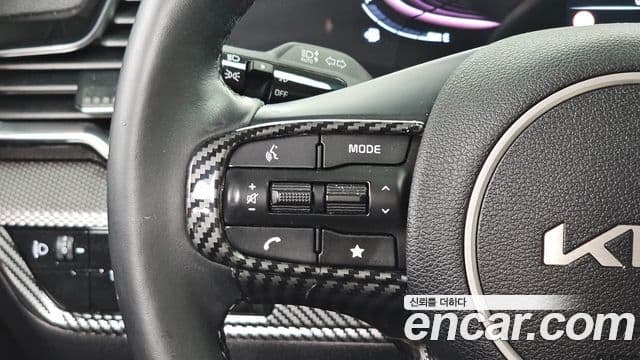 Kia Sportage 2021 — Photo 1/30