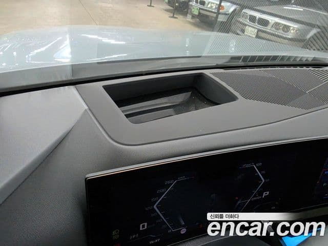BMW i5 2024 — Photo 6/20
