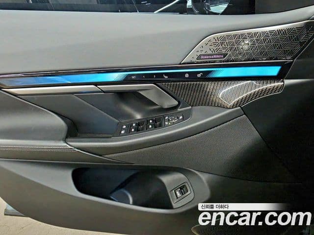 BMW i5 2024 — Photo 14/20