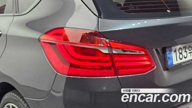 BMW 2 Series Active Tourer 2021 — Şəkil 13/32