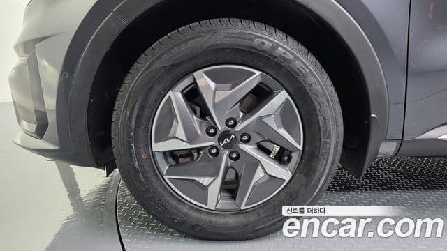 Kia Sorento 2021 — Фото 5/20