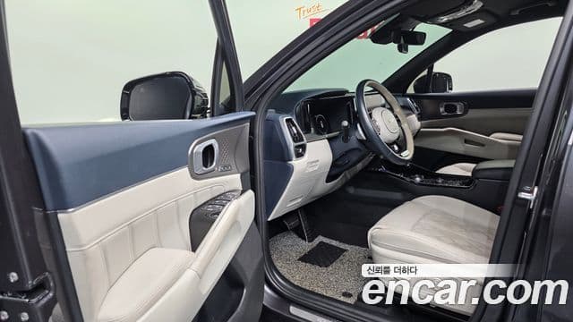 Kia Sorento 2021 — Фото 10/20