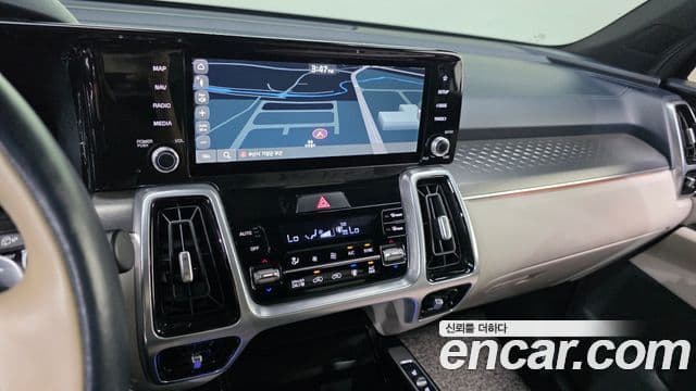 Kia Sorento 2021 — Фото 15/20