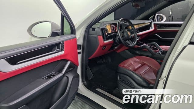 Porsche Cayenne 2024 — Photo 20/20