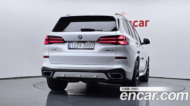 BMW X5 2024 — Photo 13/36