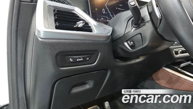 BMW X5 2024 — Photo 18/36