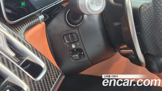 Mercedes-Benz S-Class 2025 — Photo 13/20