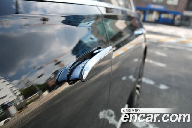 Mercedes-Benz S-Class 2022 — Photo 15/20