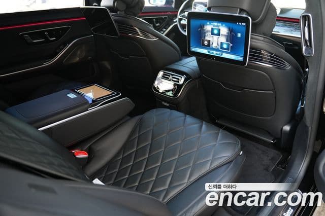 Mercedes-Benz S-Class 2022 — Photo 10/20