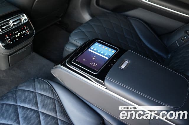 Mercedes-Benz S-Class 2022 — Photo 18/20