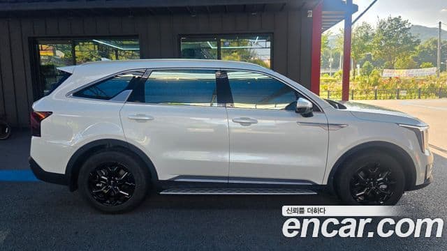 Kia Sorento 2024 — Фото 1/14